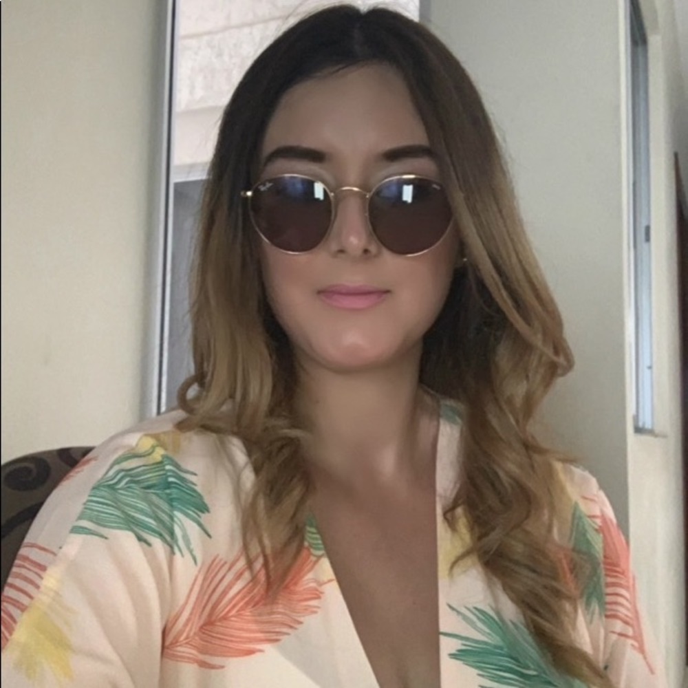 Meet your Posher, Sairi